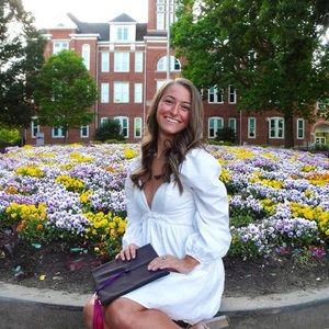 Meet your Posher, Noelle